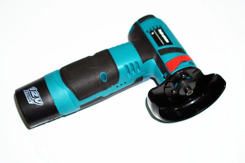 Как именно выбрать аккумуляторную угловую шлифовальную машину Как именно выбрать аккумуляторную угловую шлифовальную машину